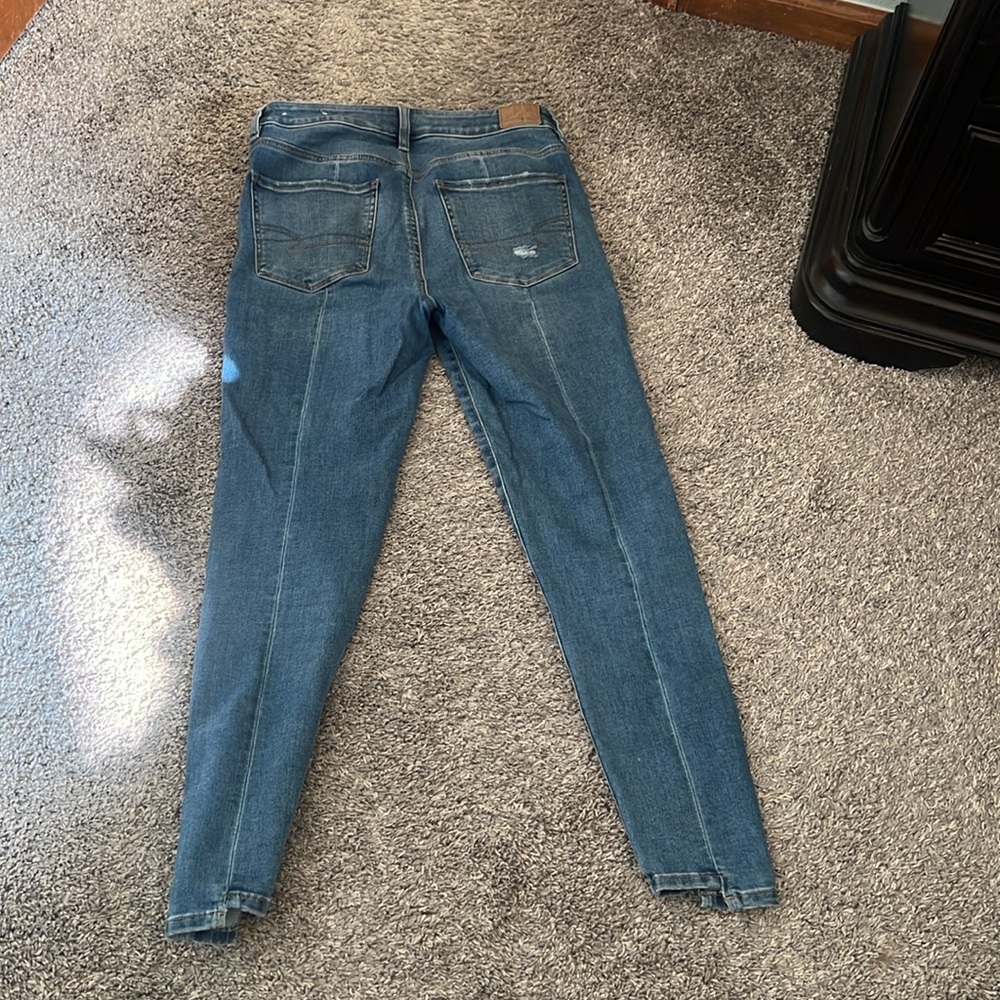 American Eagle, stretchy jeans - Picture 4 of 4
